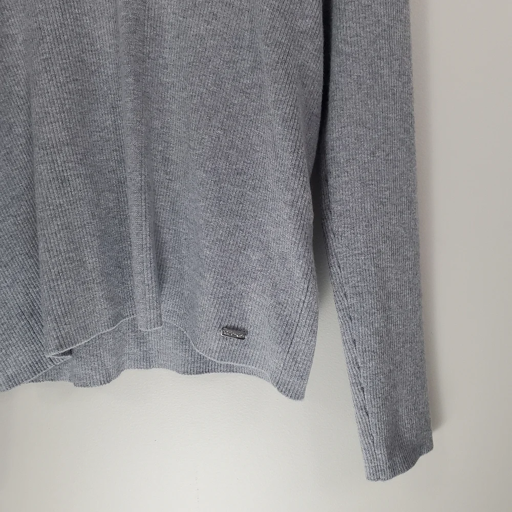 Calvin Klein Size L Gray Ribbed Knit V-Neck Polo Collar Long Sleeve Sweater